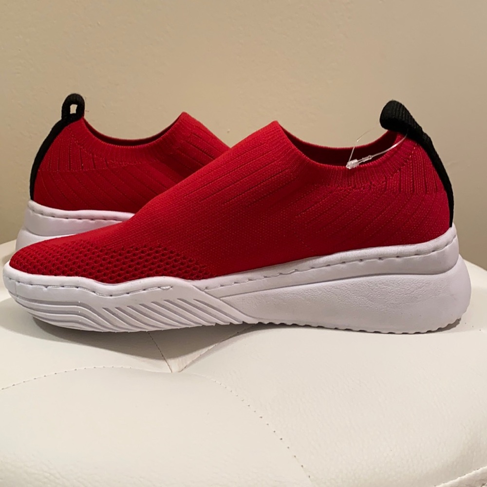 Women's Marc Fisher Women's Jenic Sneakers Red